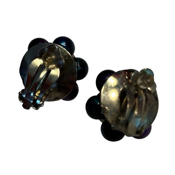 Vintage clip on earrings gem tones & gold beaded clusters mid century rounds - Picture 7 of 8